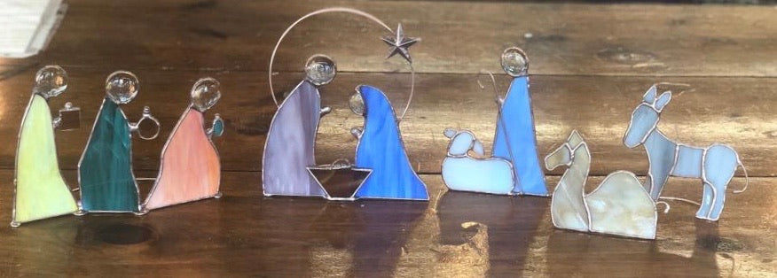 Primitive 10 Piece Nativity Set